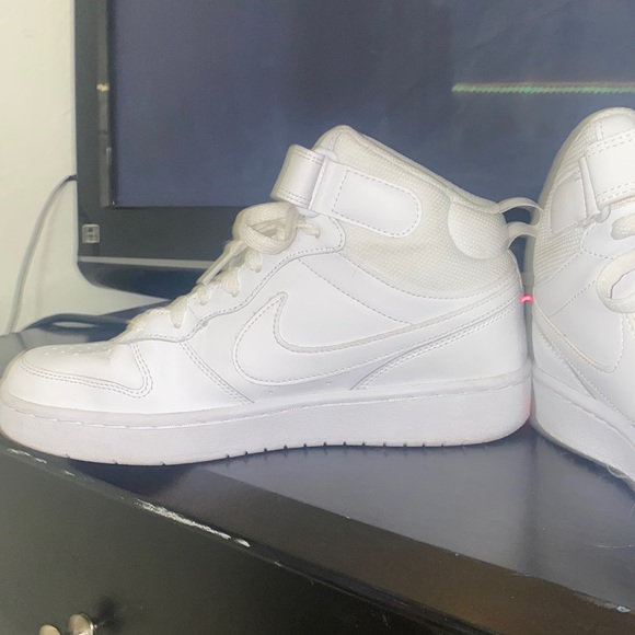 Nike Boys Air Force 1 High Tops - Picture 3 of 5